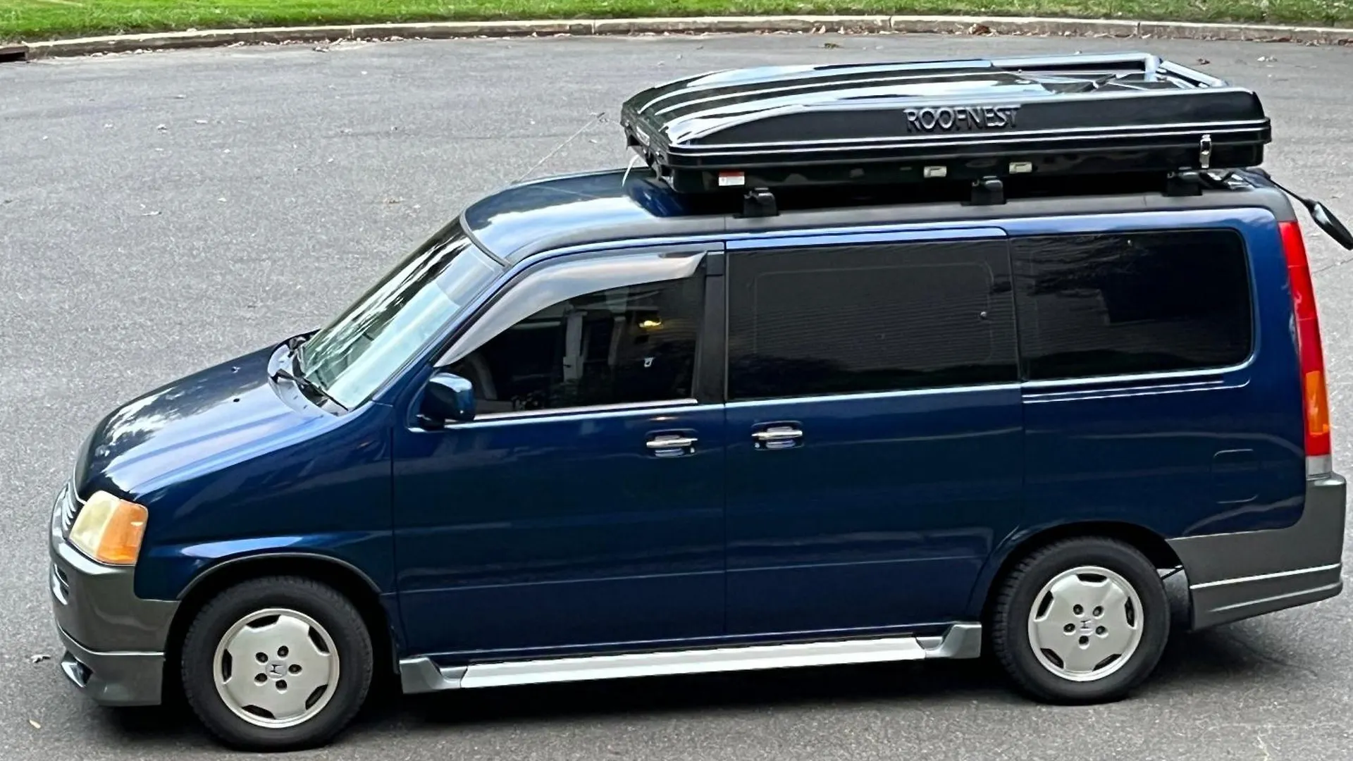 Allyouneedvan New York